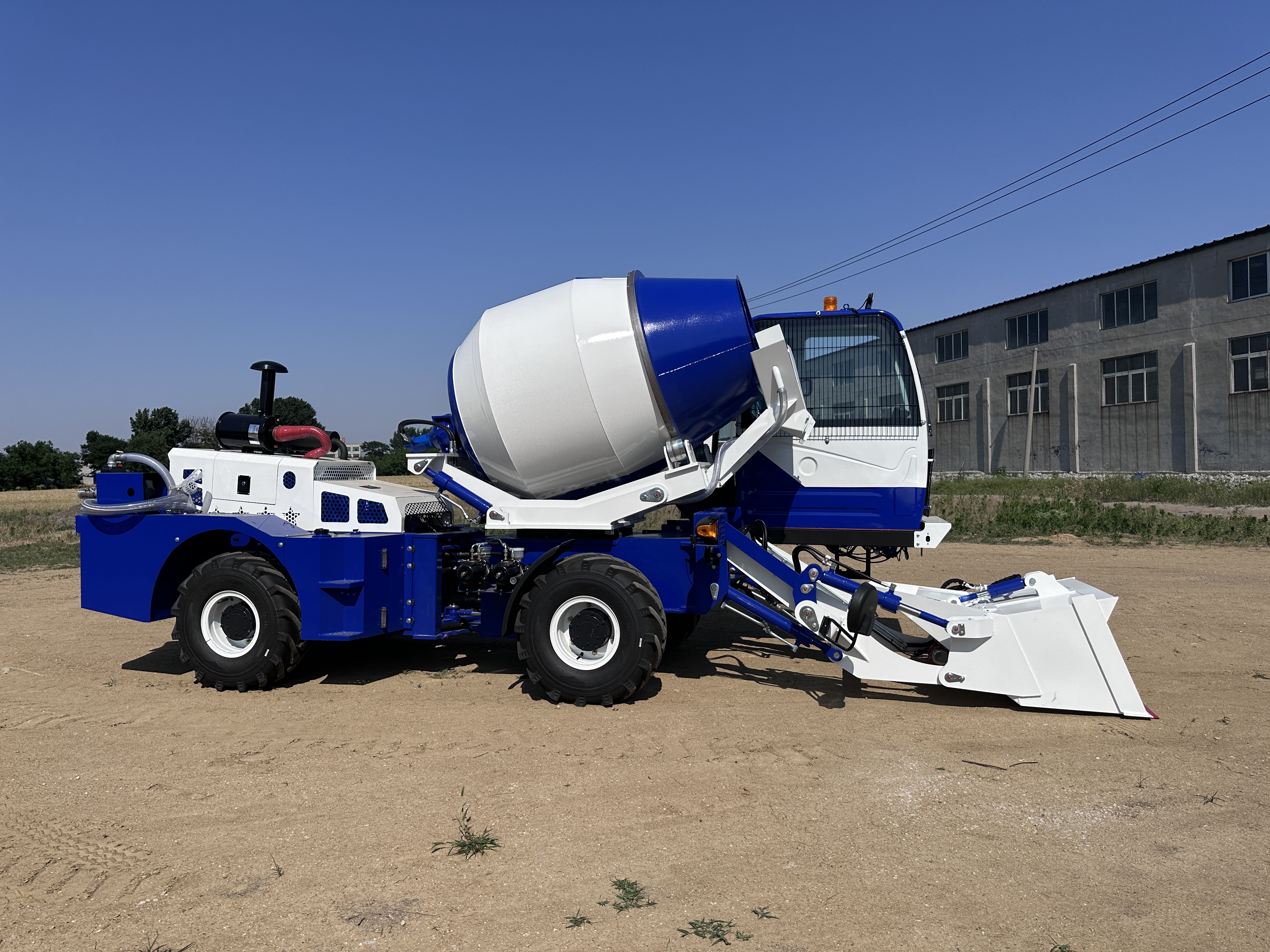 Self Loading Concrete Mixer Tr - Concrete Mixer Small review and price